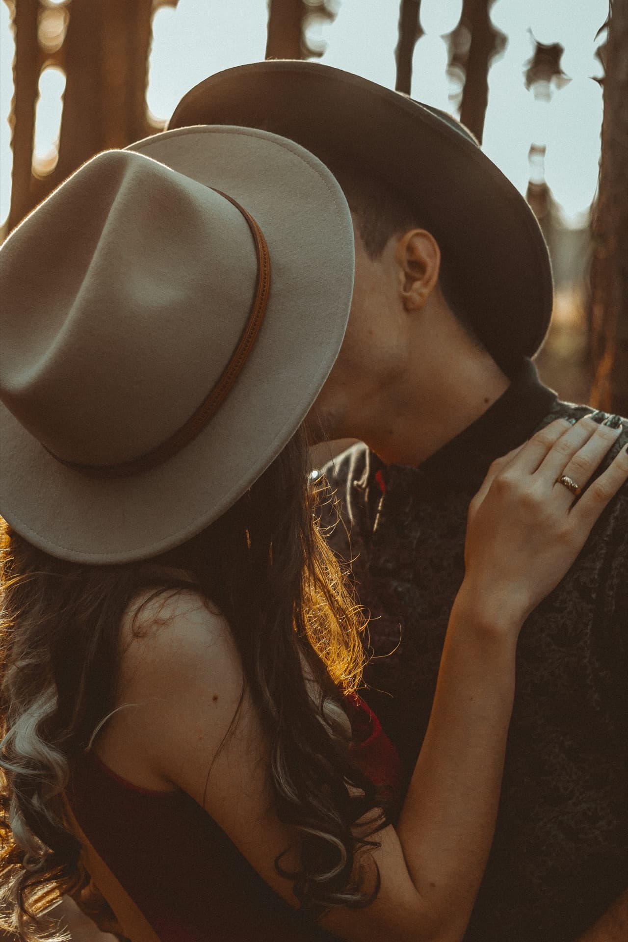 Couple embracing — Rodeo Meds FAQ